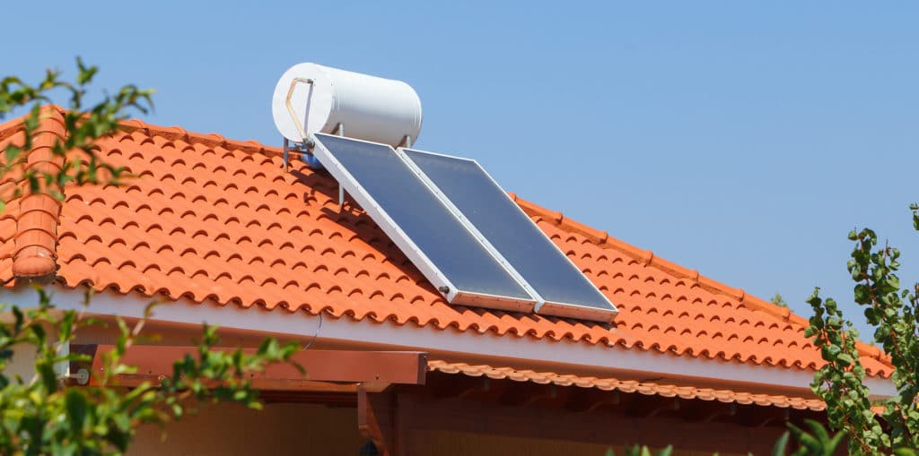 https://solaplumb.com.au/wp-content/uploads/2022/05/Feature_SolarWaterHeaters_main-1024x509.jpg